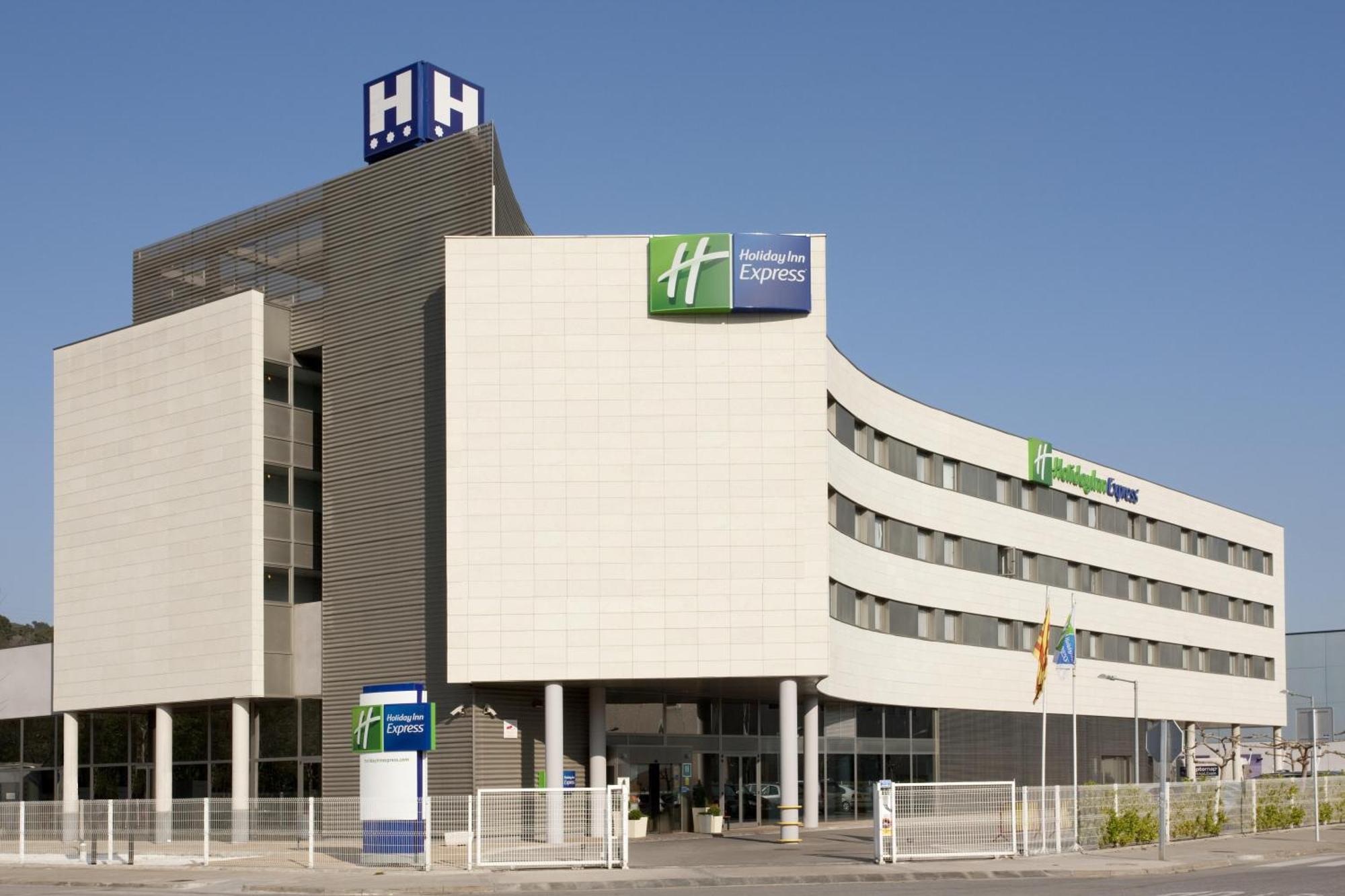 Holiday Inn Express Molins De Rei By Ihg Eksteriør billede